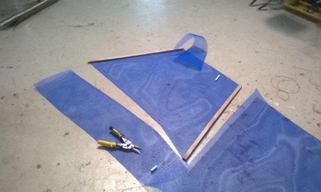 Making mesh trays for keeping the substrate﻿