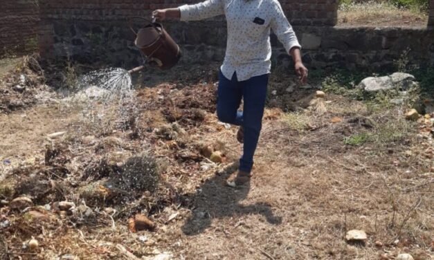 To make windrows compost bed for biodegradable wet waste of Rajgurunagar town at Aarya School Rajgurunagar.