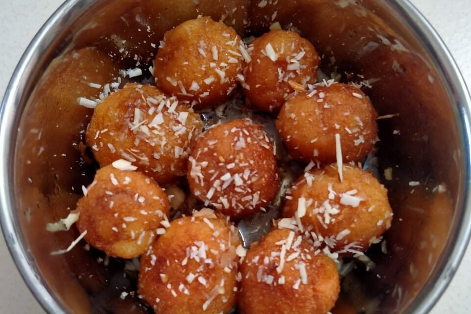 Low fat laddu