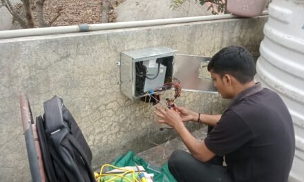 Arduino with Water level indicator for VA Dic  boys Hostel