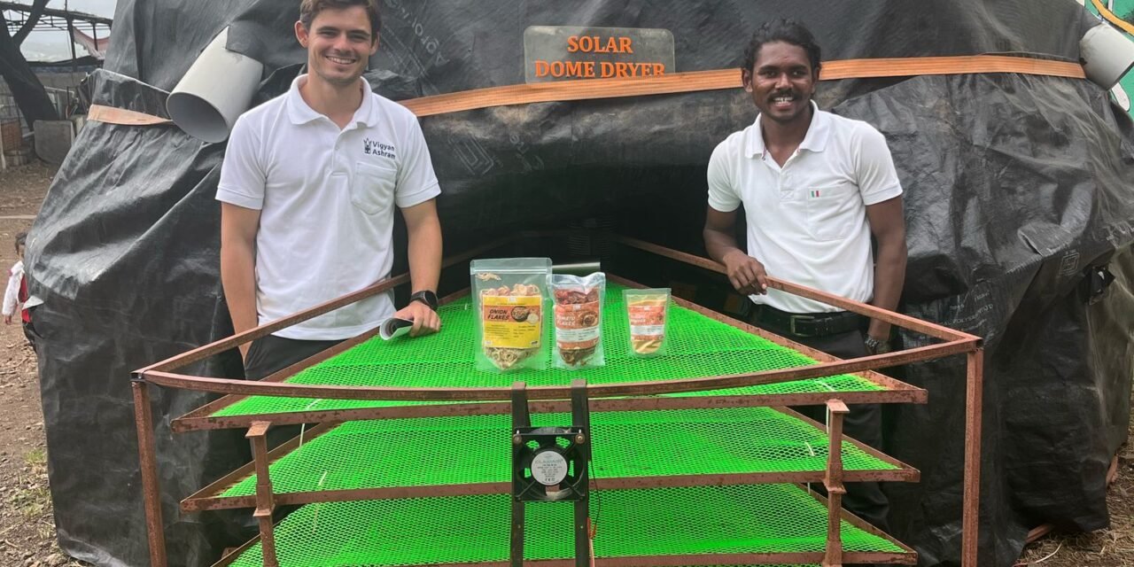 Performance Investigation of Solar Dryer for Vegetables and Fruits Drying.