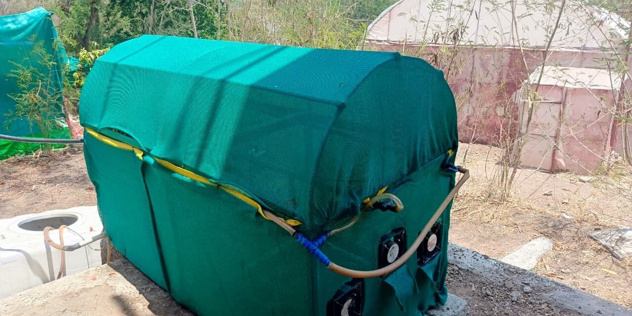 Small Polyhouse Climate Control Structure