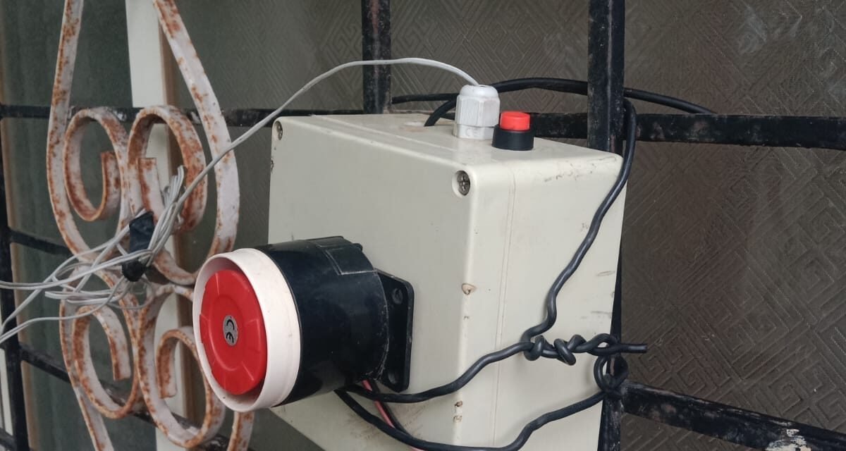 Smart Water Tank Overflow Alarm System