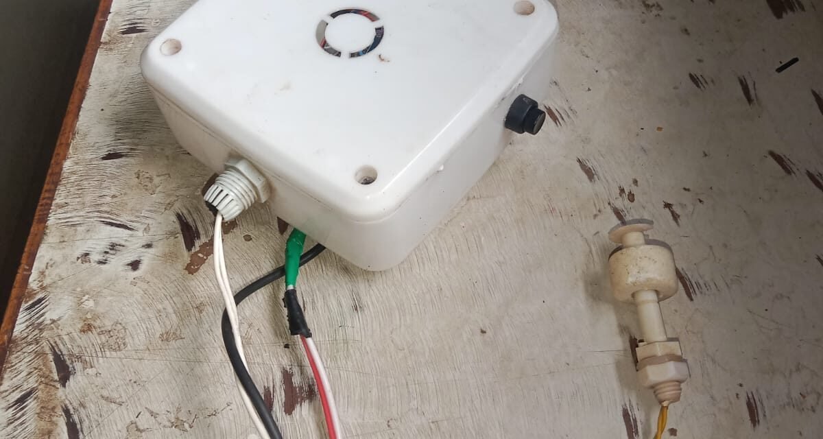 Smart Tank Overflow Alarm System using Arduino